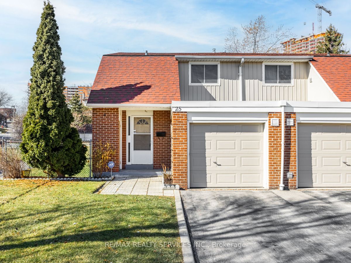#25 - 215 Mississauga Valley Boulevard Property Photo 1