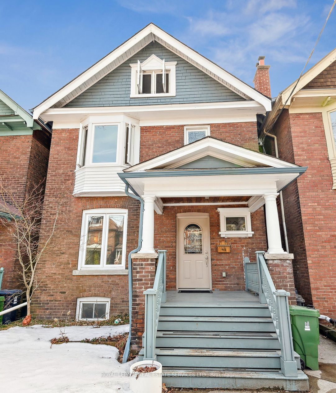 43 Glenlake Avenue Property Photo 1