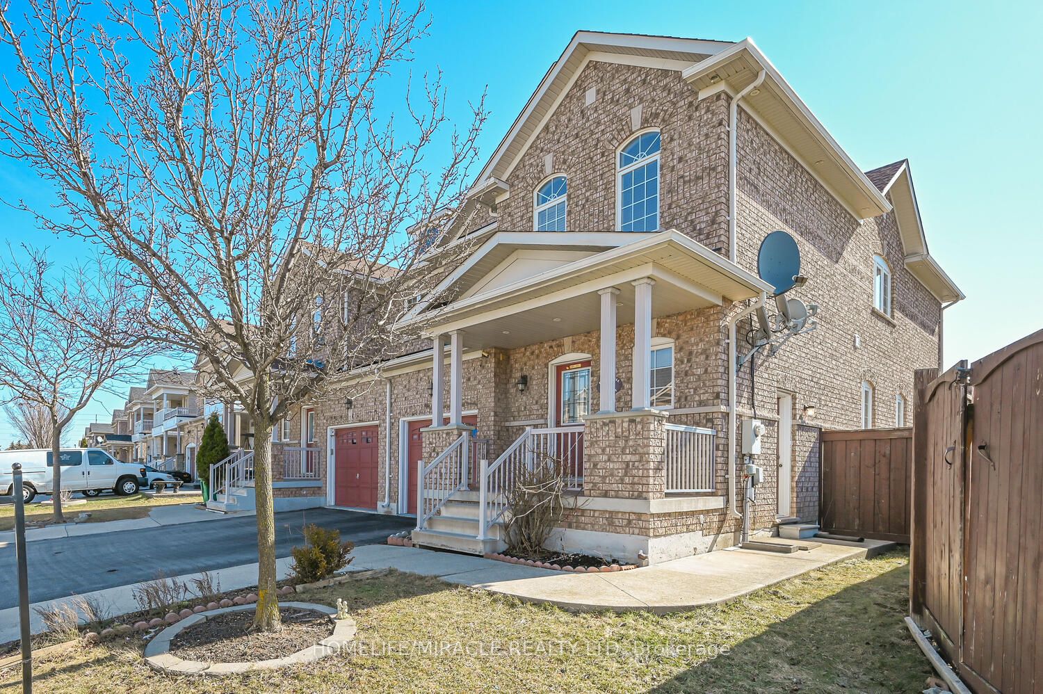 1 Kettlewell Crescent Property Photo 1