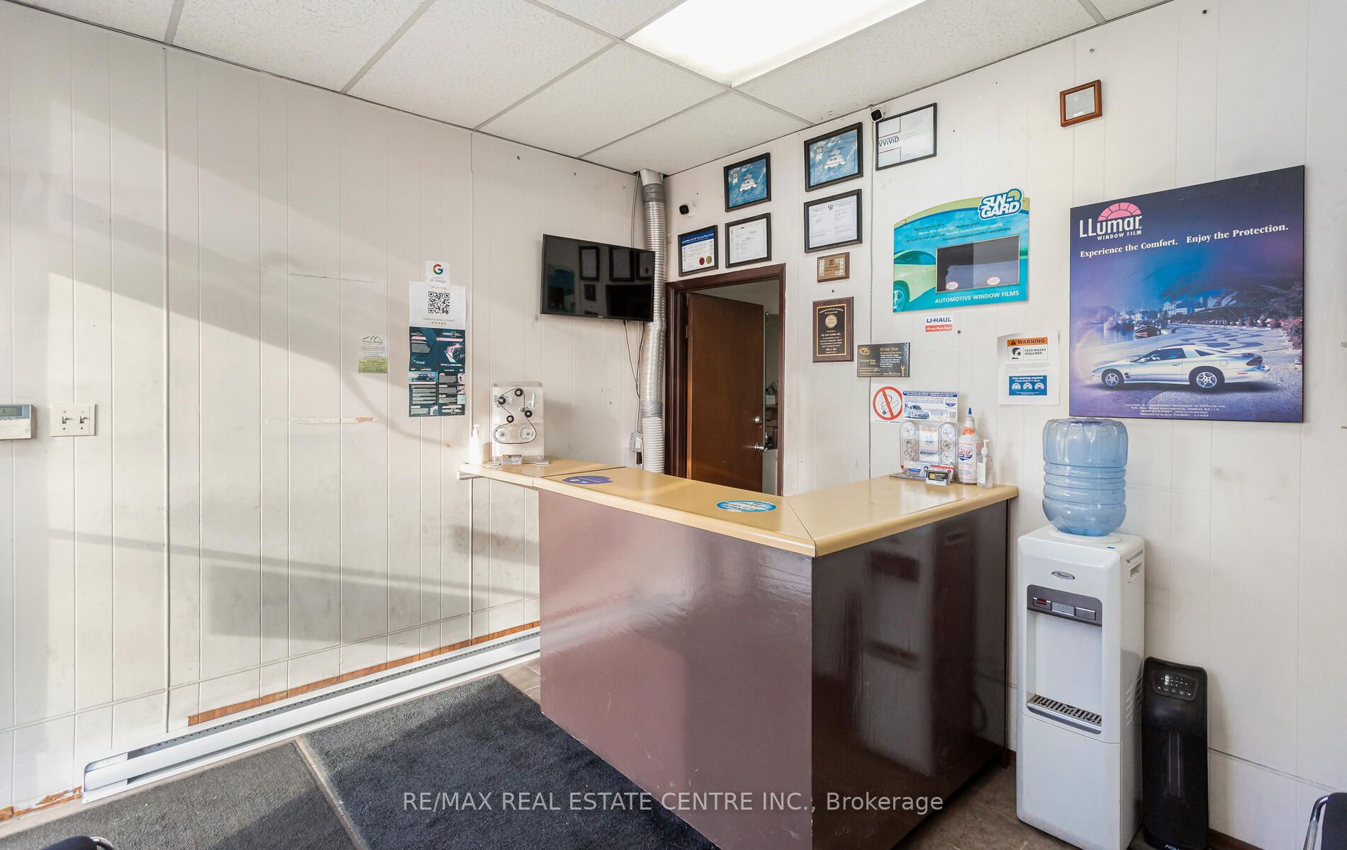 #1 - 1730 Steeles Avenue Property Photo 8