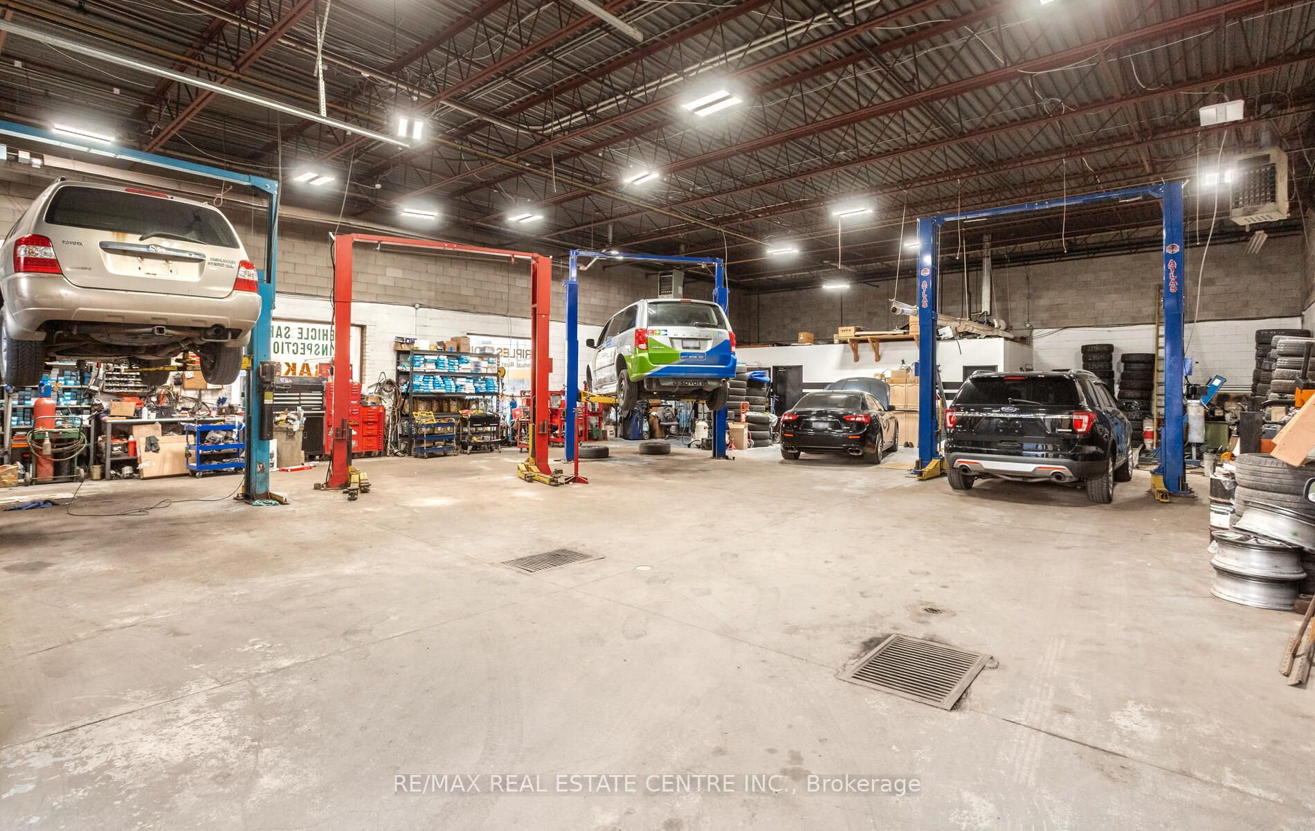 #1 - 1730 Steeles Avenue Property Photo 10