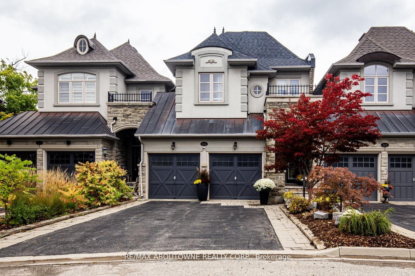 3113 Watercliffe Court Property Photo
