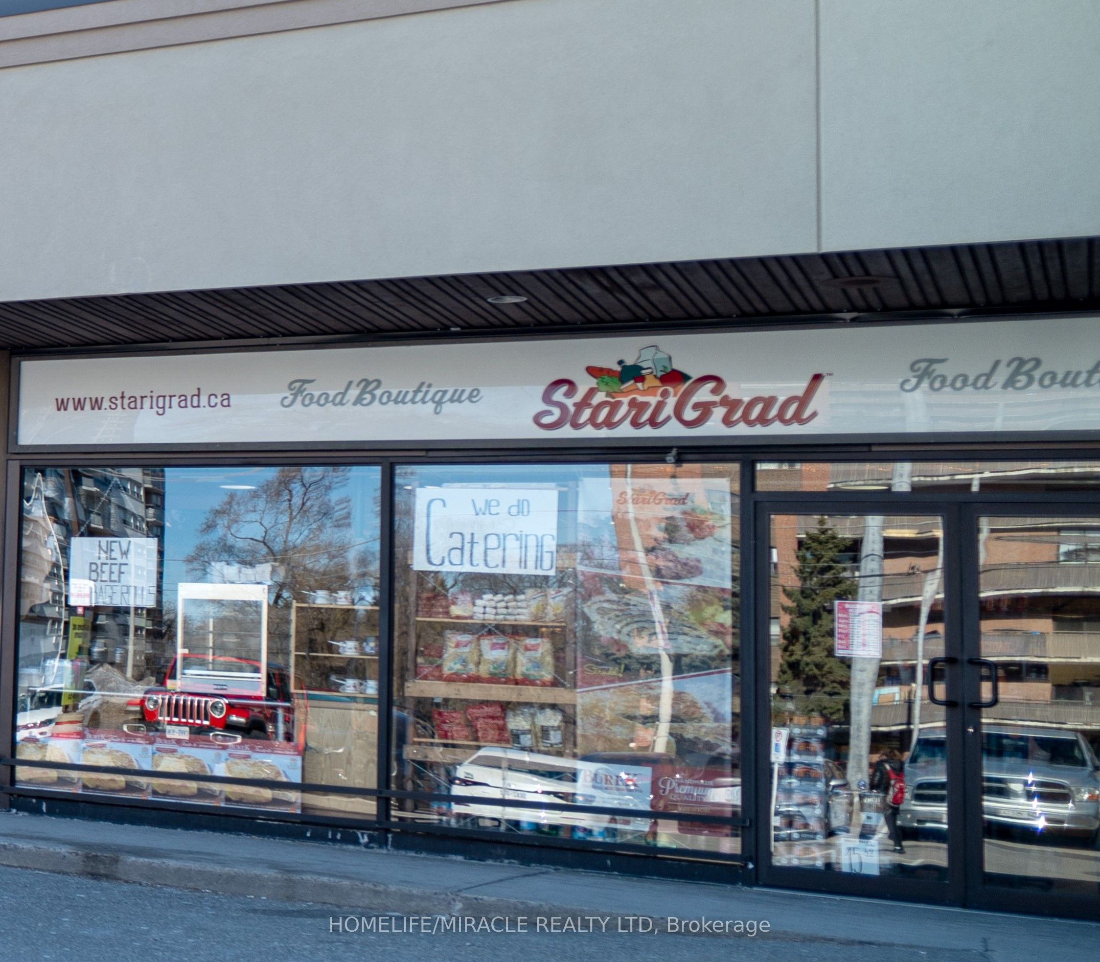 #17 - 2500 Hurontario Street Property Photo 1