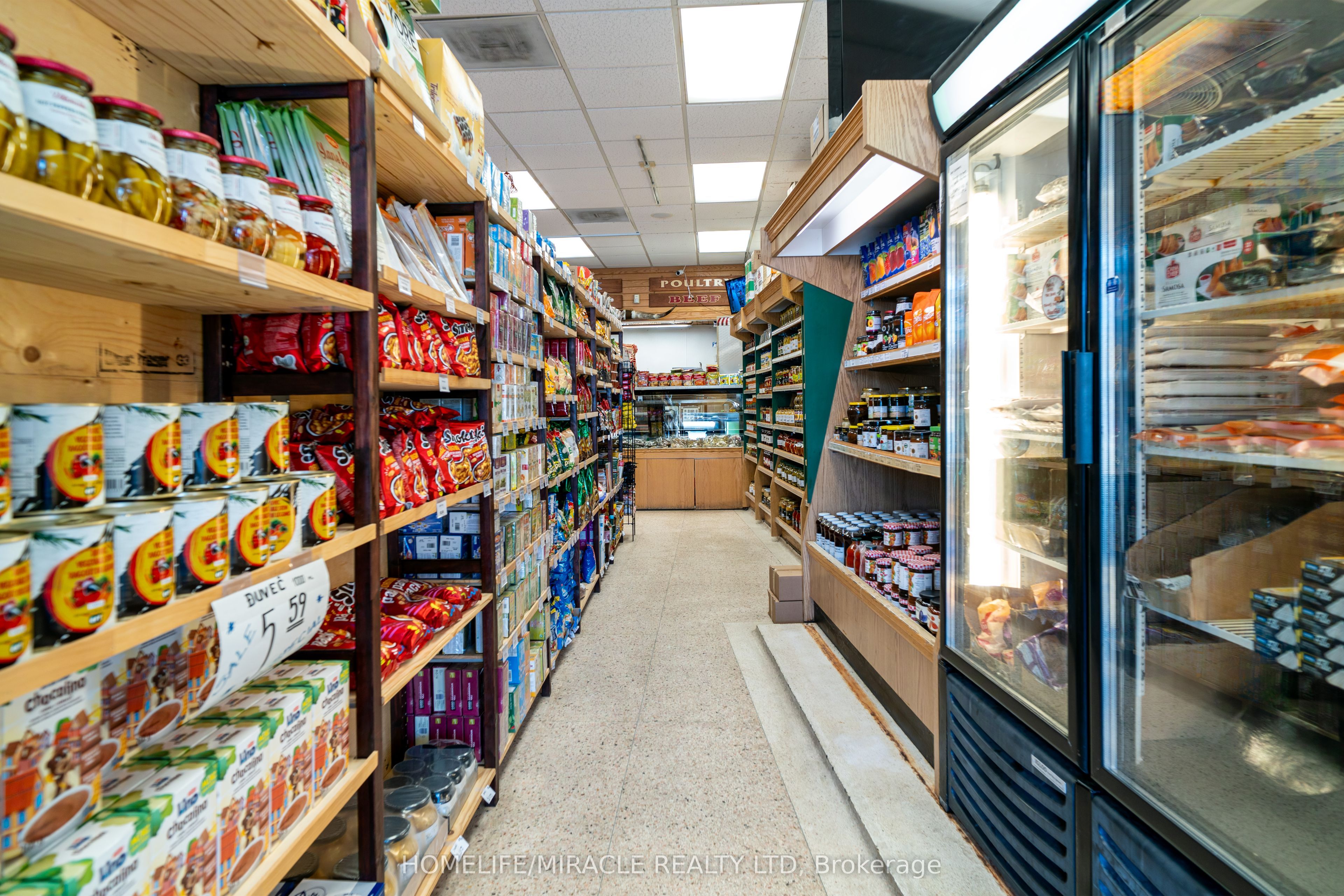 #17 - 2500 Hurontario Street Property Photo 10