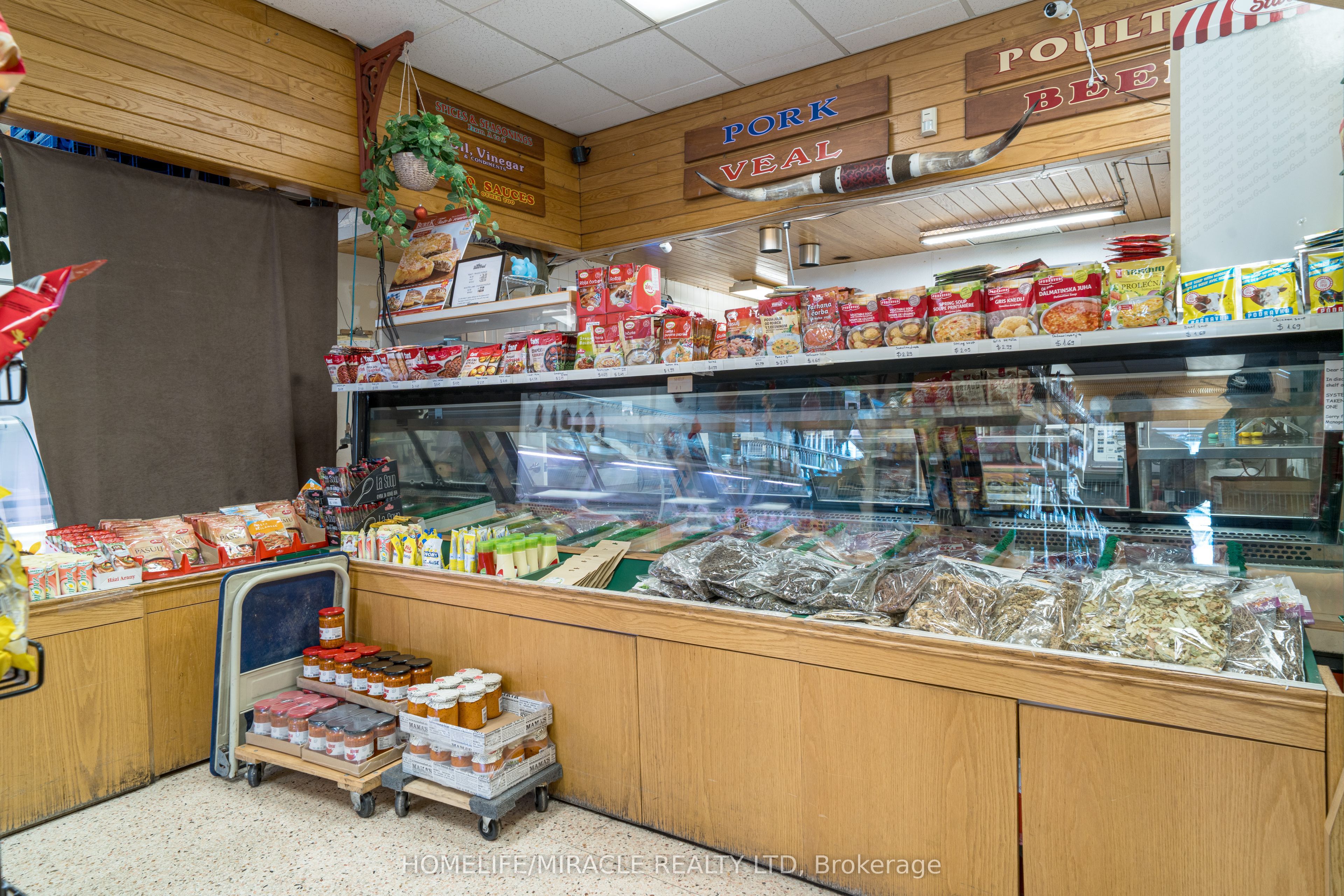 #17 - 2500 Hurontario Street Property Photo 26