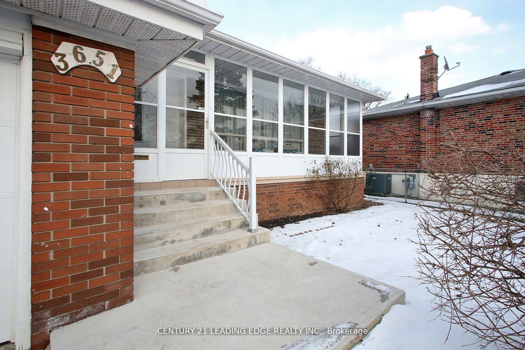 3651 Broomhill Crescent Property Photo 4