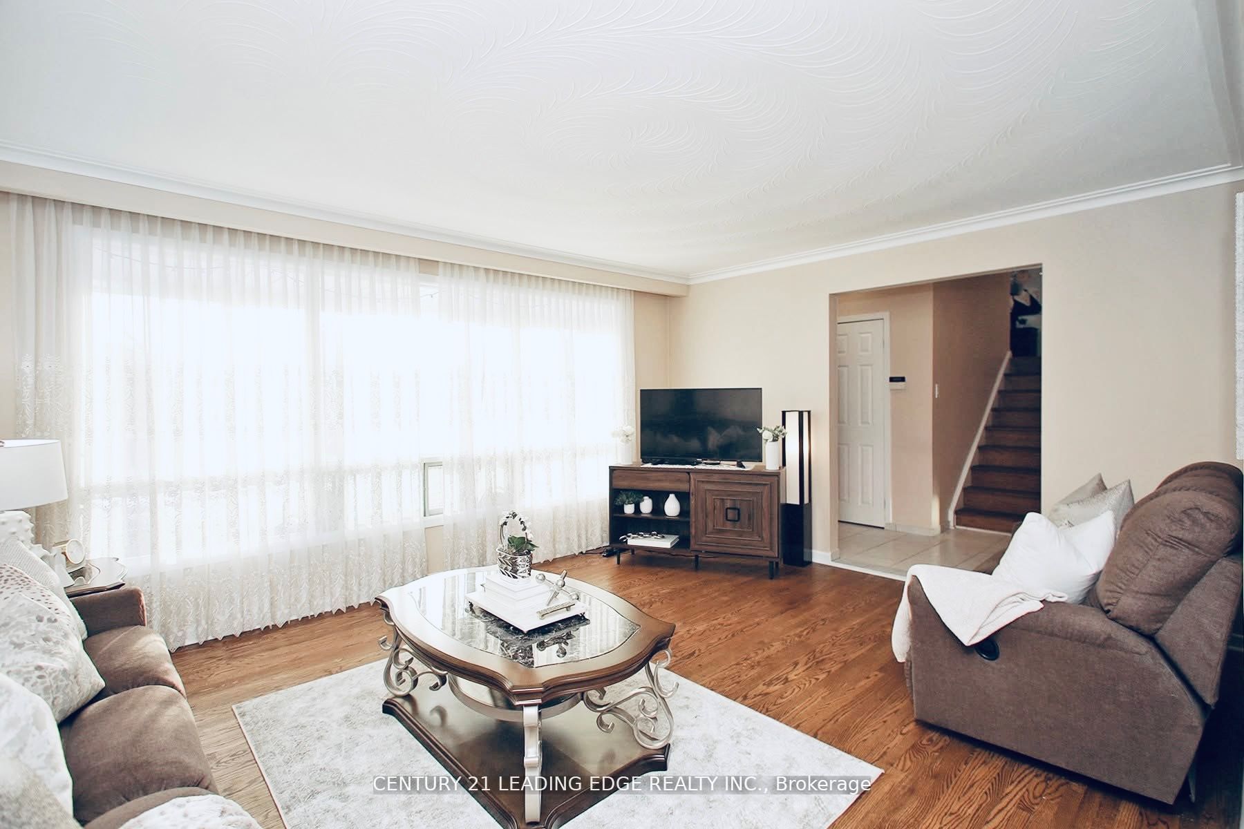 3651 Broomhill Crescent Property Photo 5