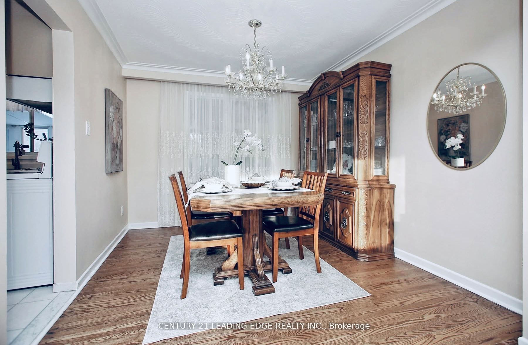 3651 Broomhill Crescent Property Photo 9