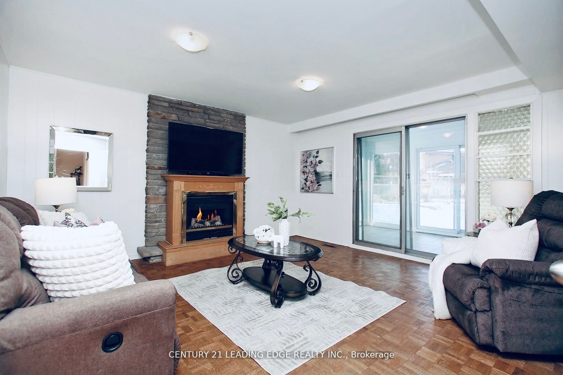 3651 Broomhill Crescent Property Photo 13