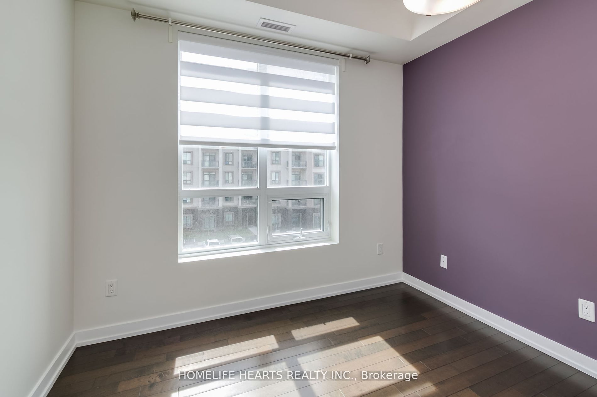 #303 - 2486 Old Bronte Road Property Photo 24