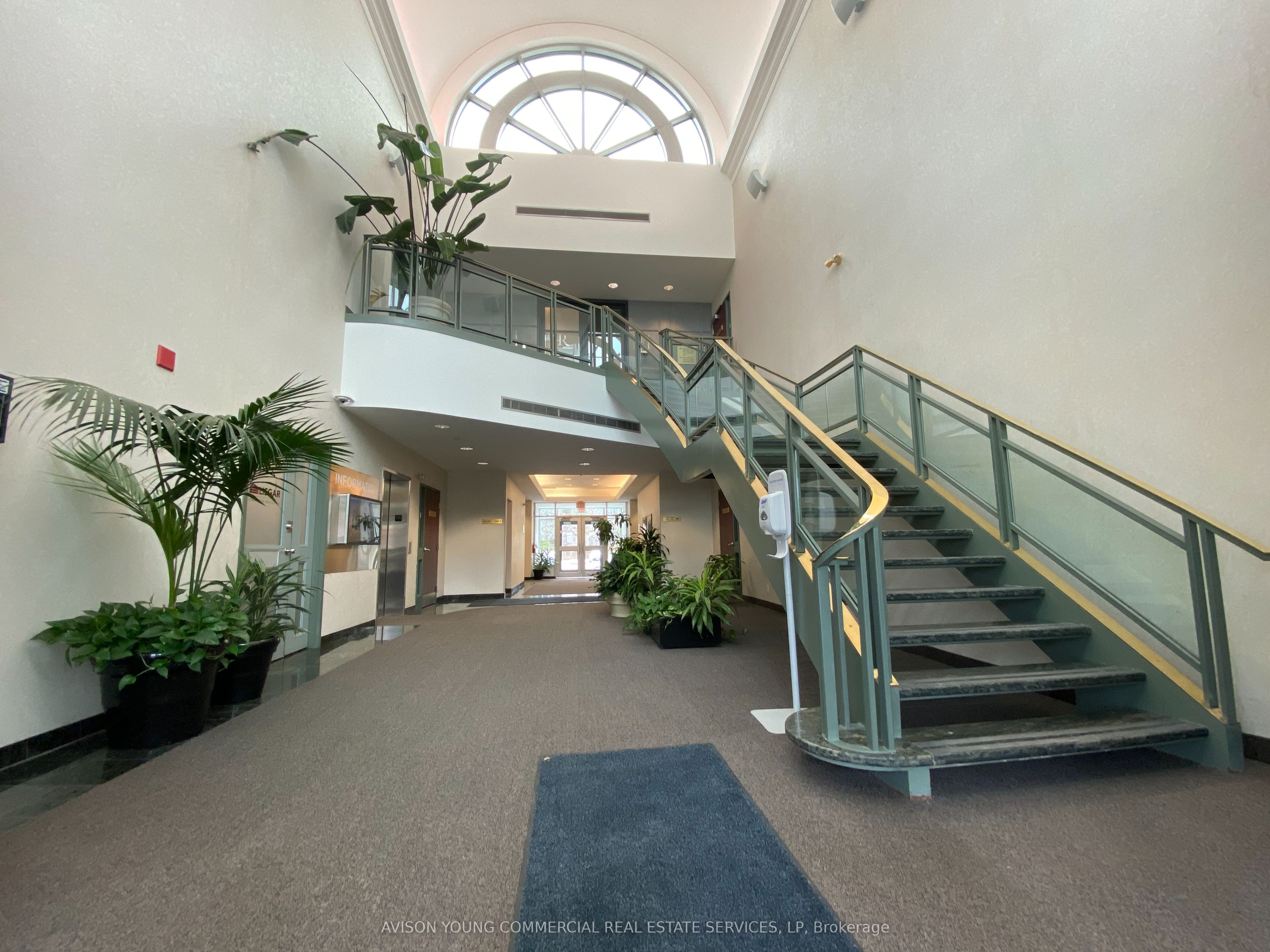 #222 - 1540 Cornwall Road Property Photo 4