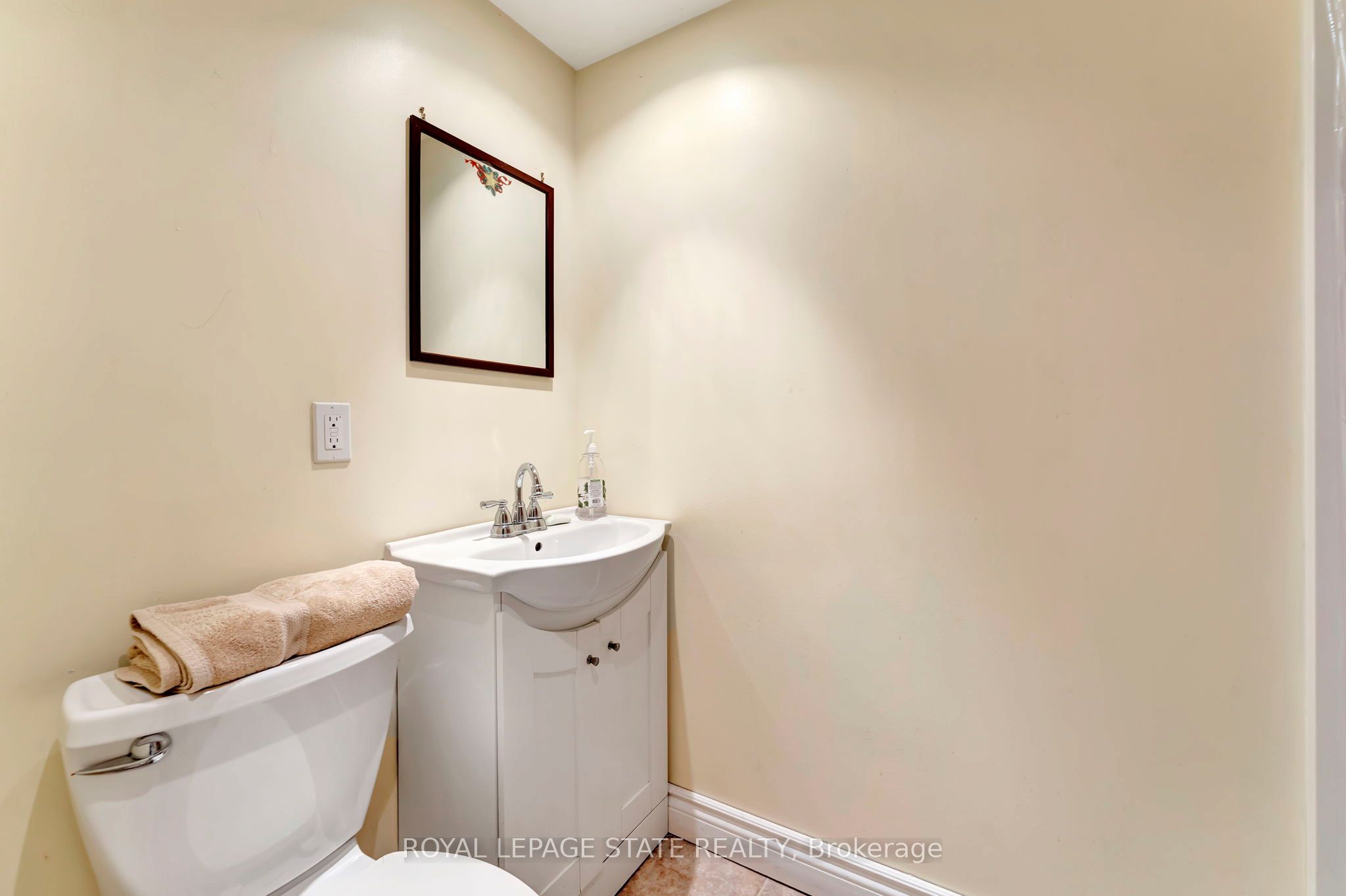 429 Norrie Crescent Property Photo 16