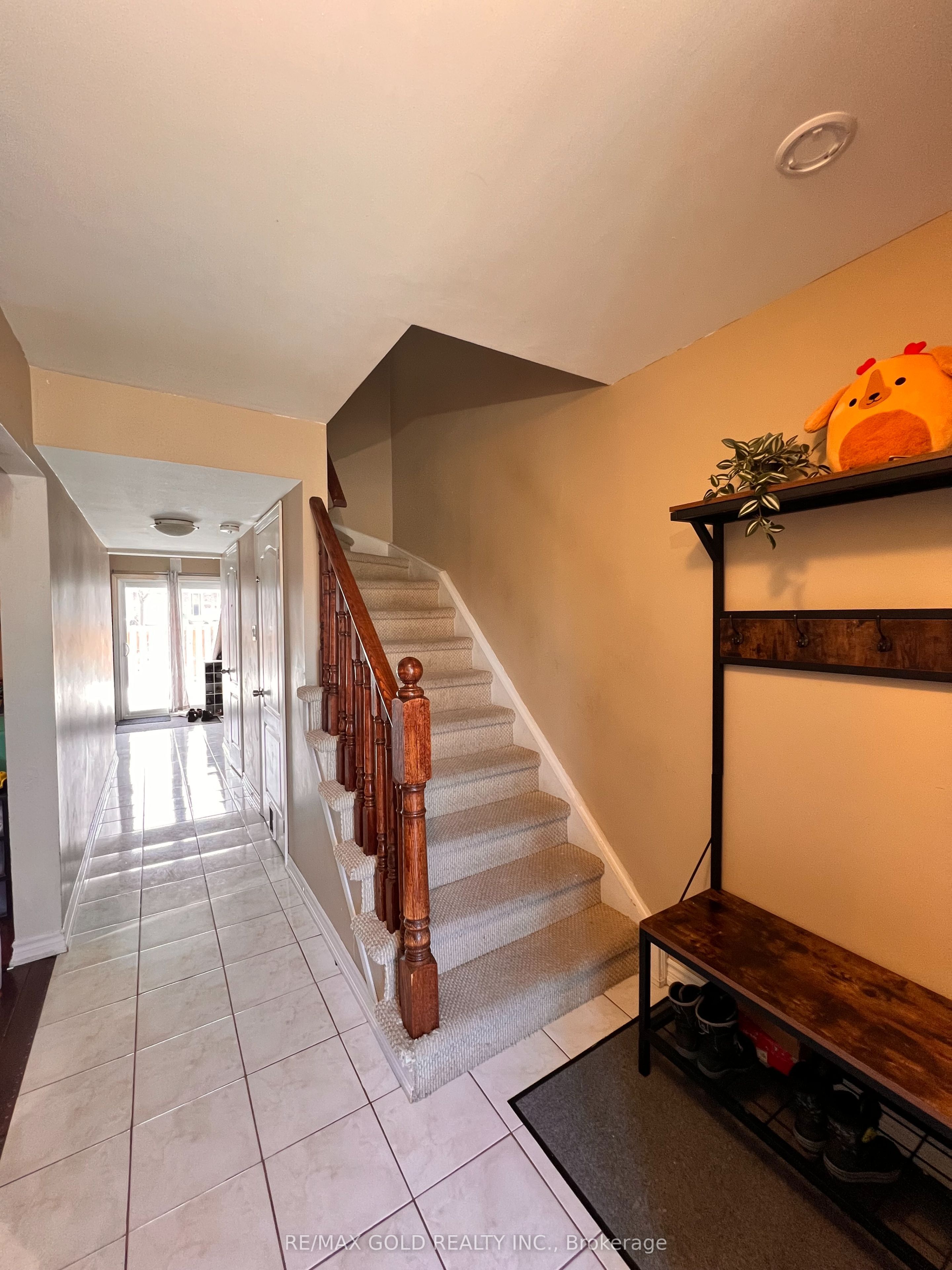 1020 Central Park Drive 5 Property Photo 2