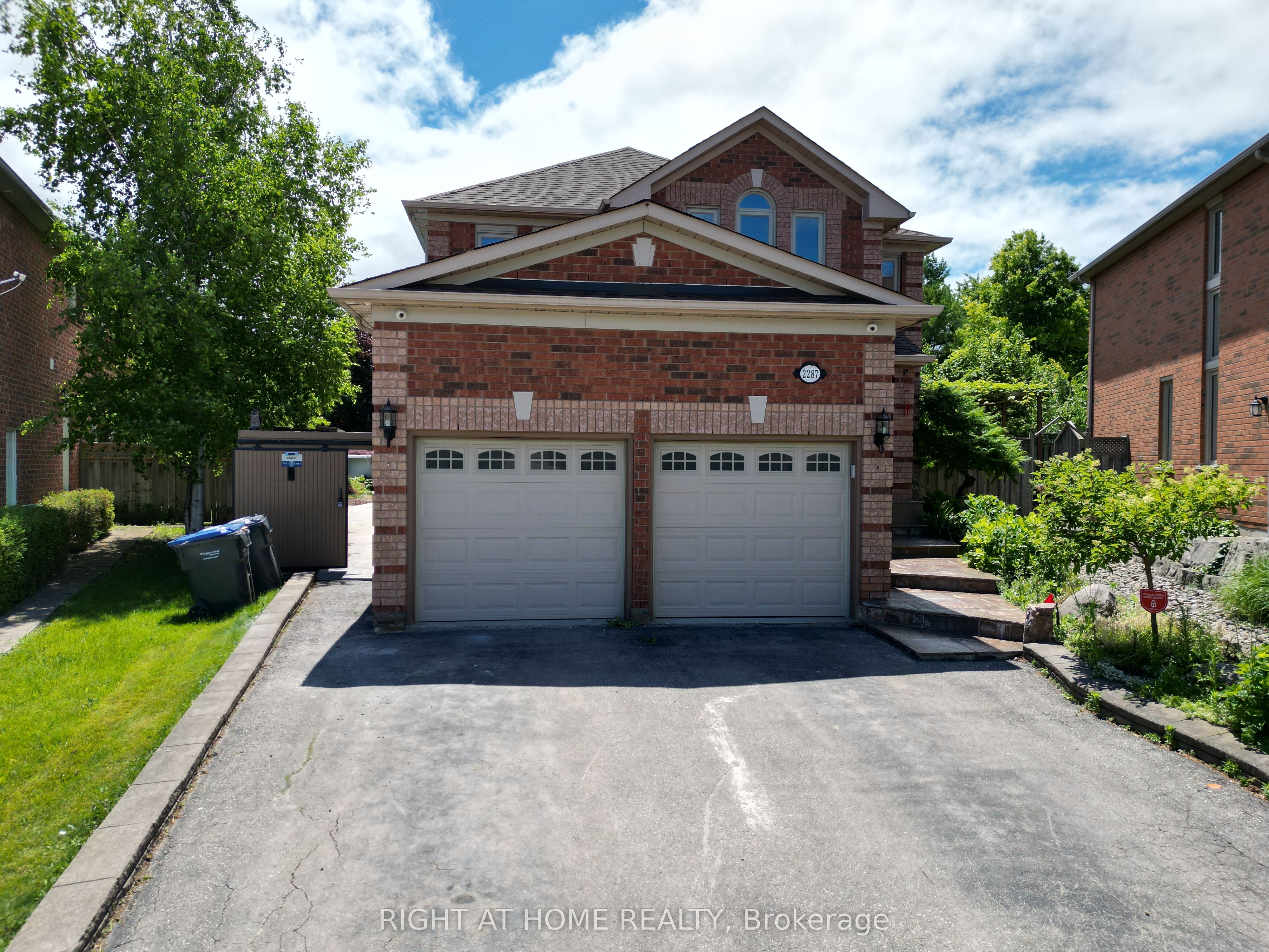 2287 London Mist Ct Property Photo