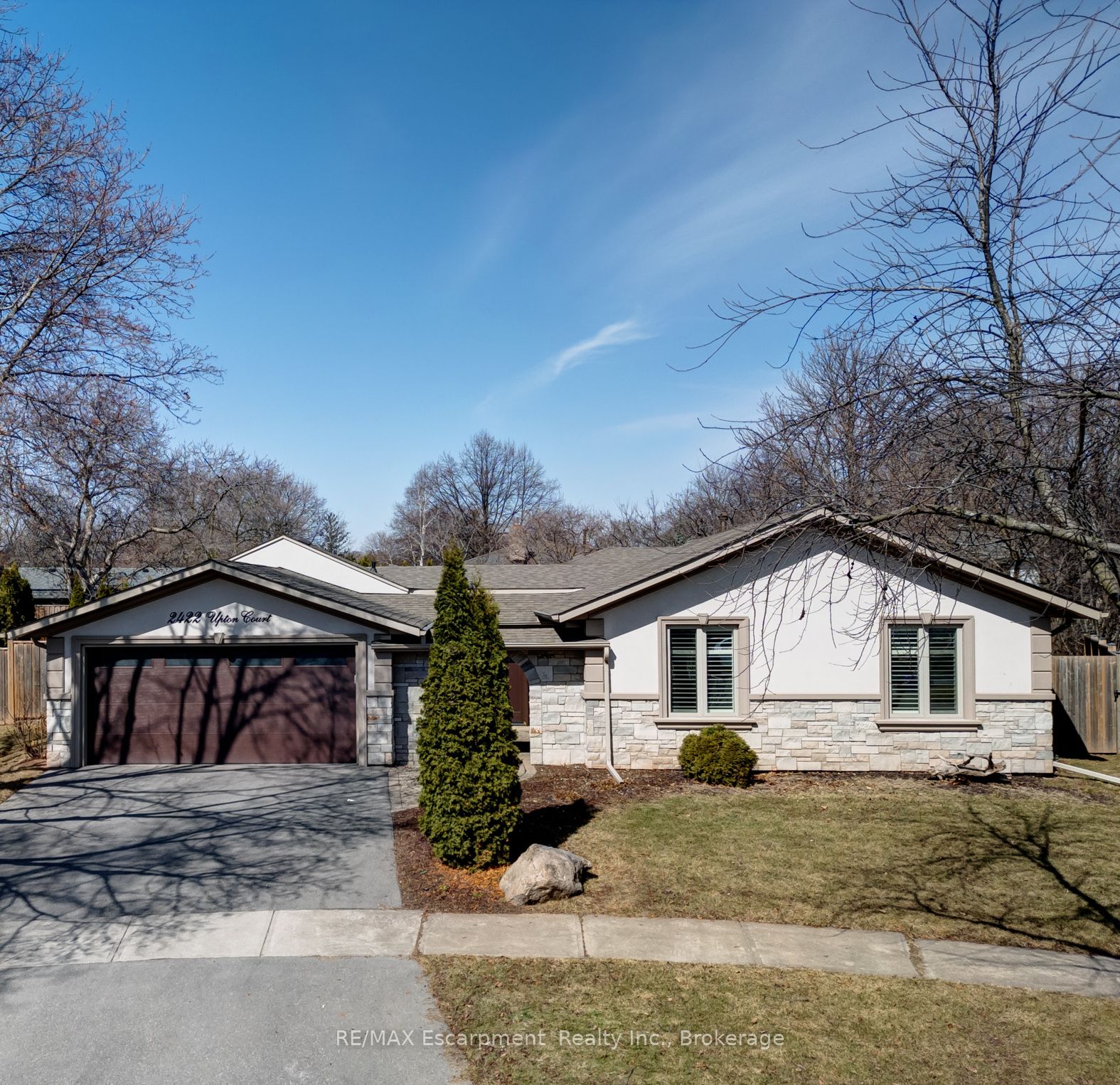 2422 Upton Court Property Photo 1