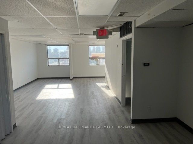 #2nd Floor - 2567a Hurontario Street Property Photo