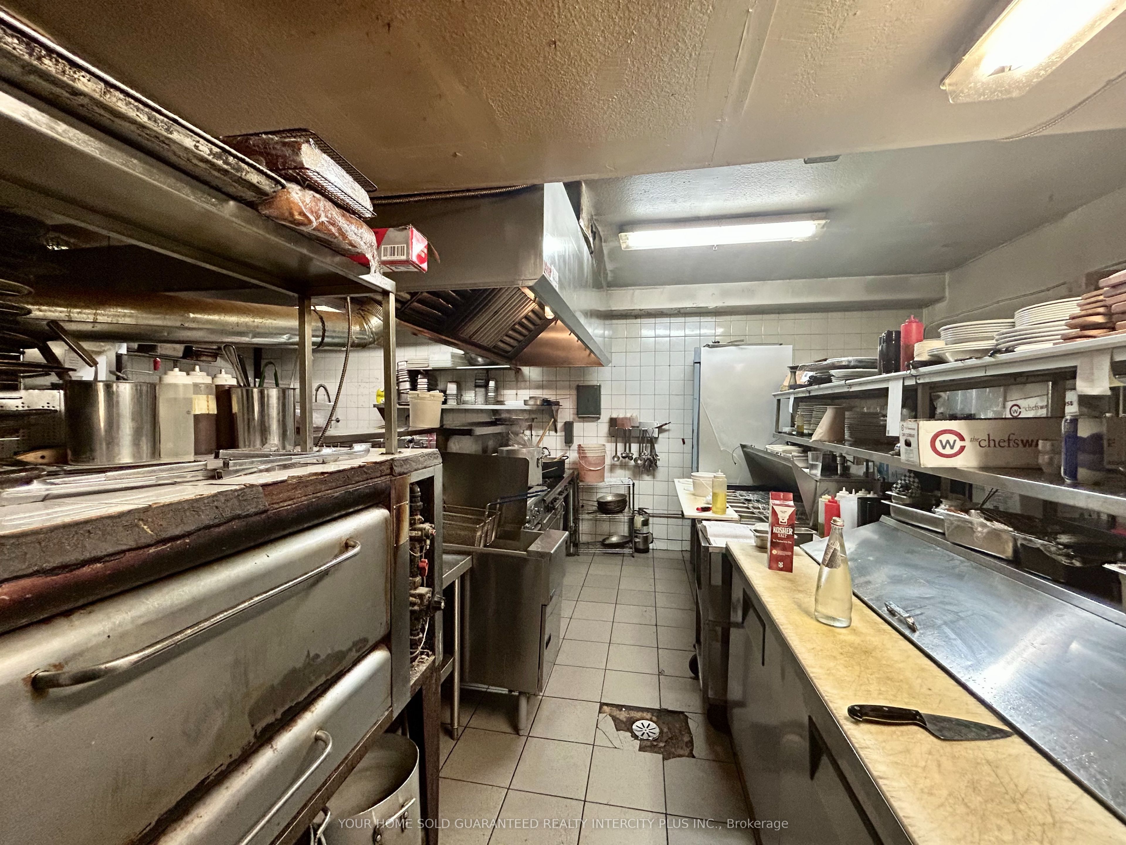 #101 - 130 Thomas Street Property Photo 18
