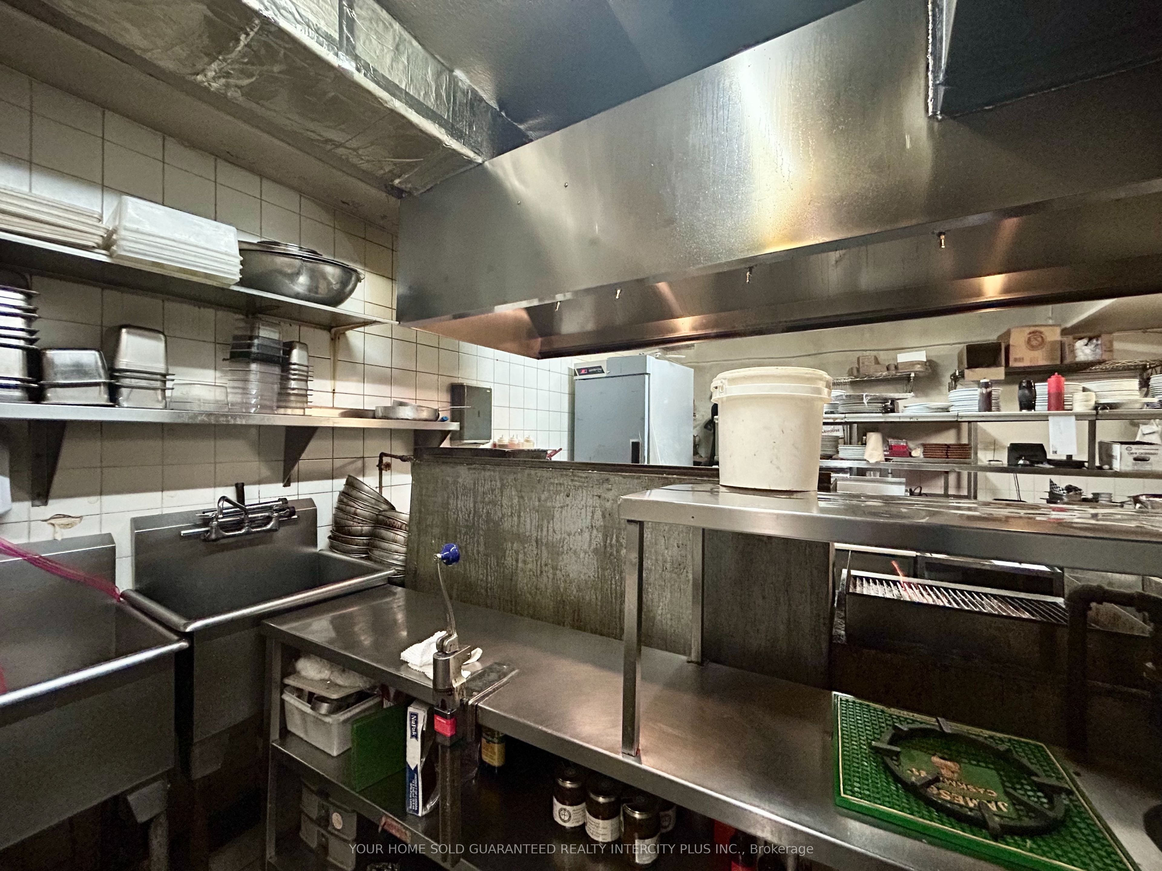 #101 - 130 Thomas Street Property Photo 20