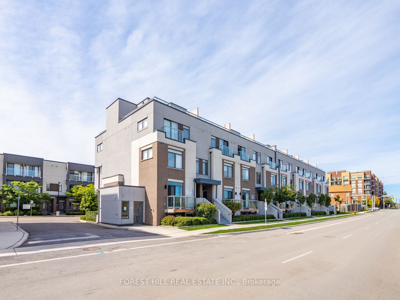 #116 - 3078 Sixth Line Property Photo