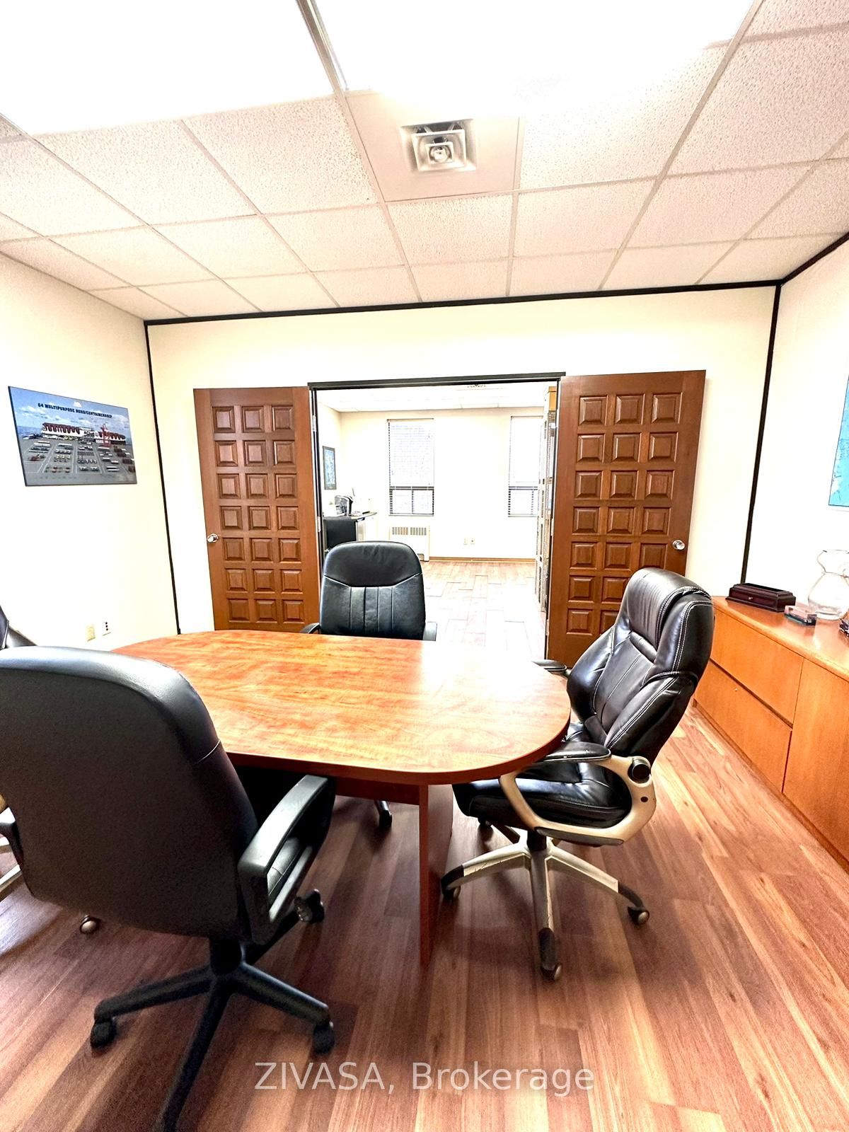 #204 - 211 Watline Avenue Property Photo 3