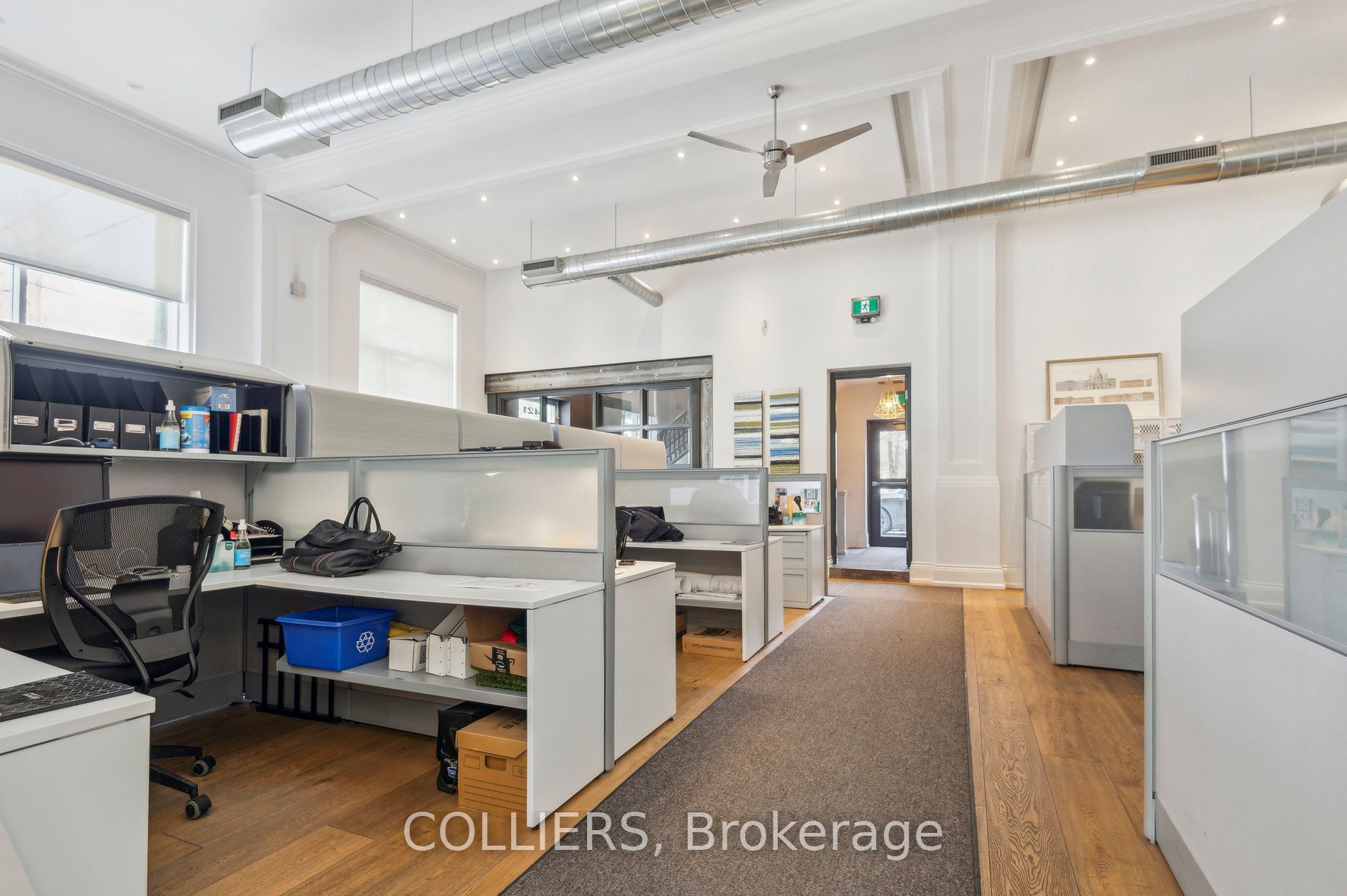 421 Roncesvalles Avenue Property Photo 8