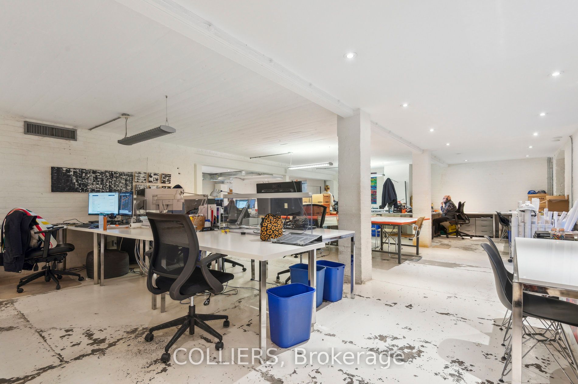 421 Roncesvalles Avenue Property Photo 13