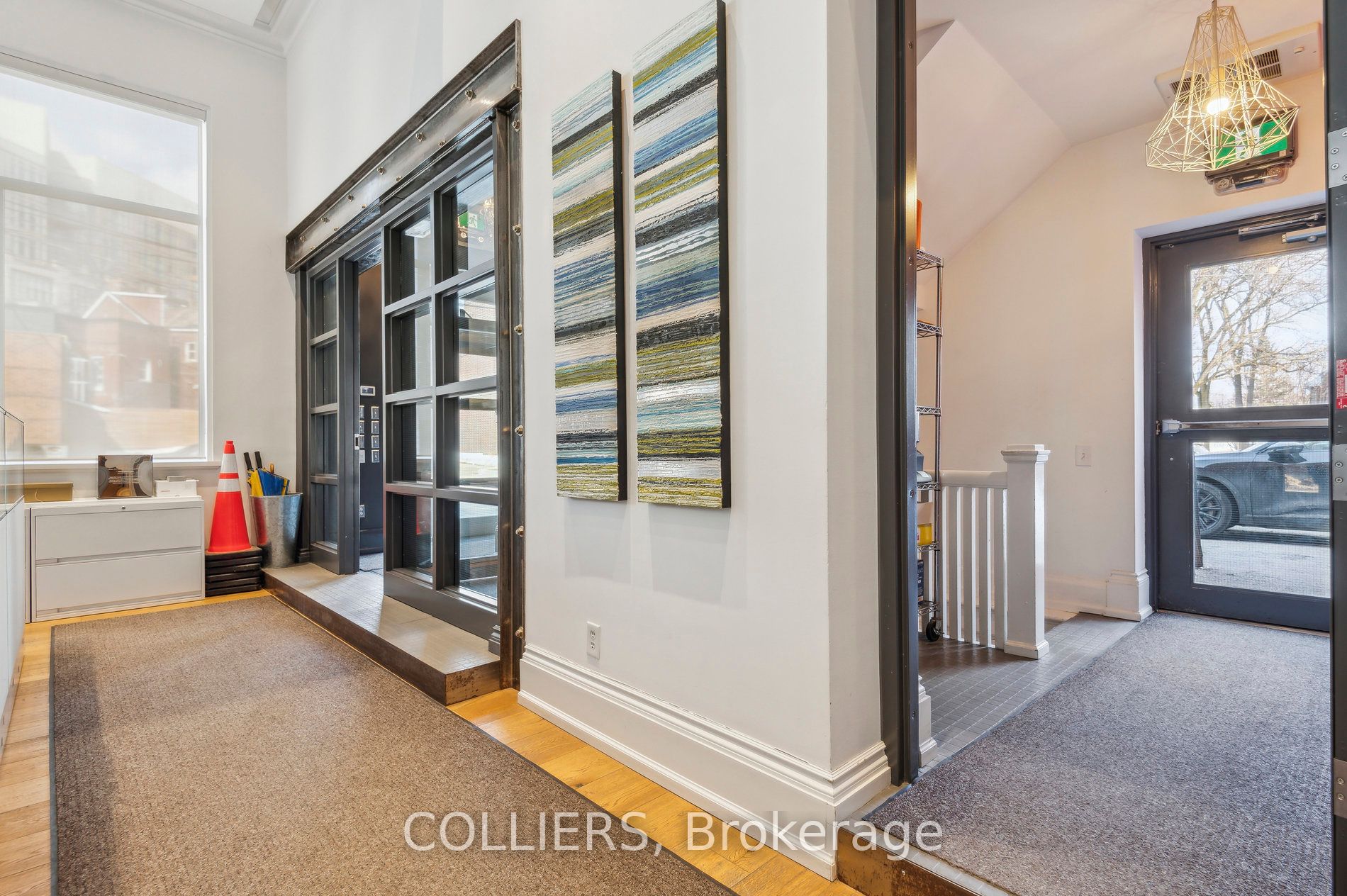 421 Roncesvalles Avenue Property Photo 15