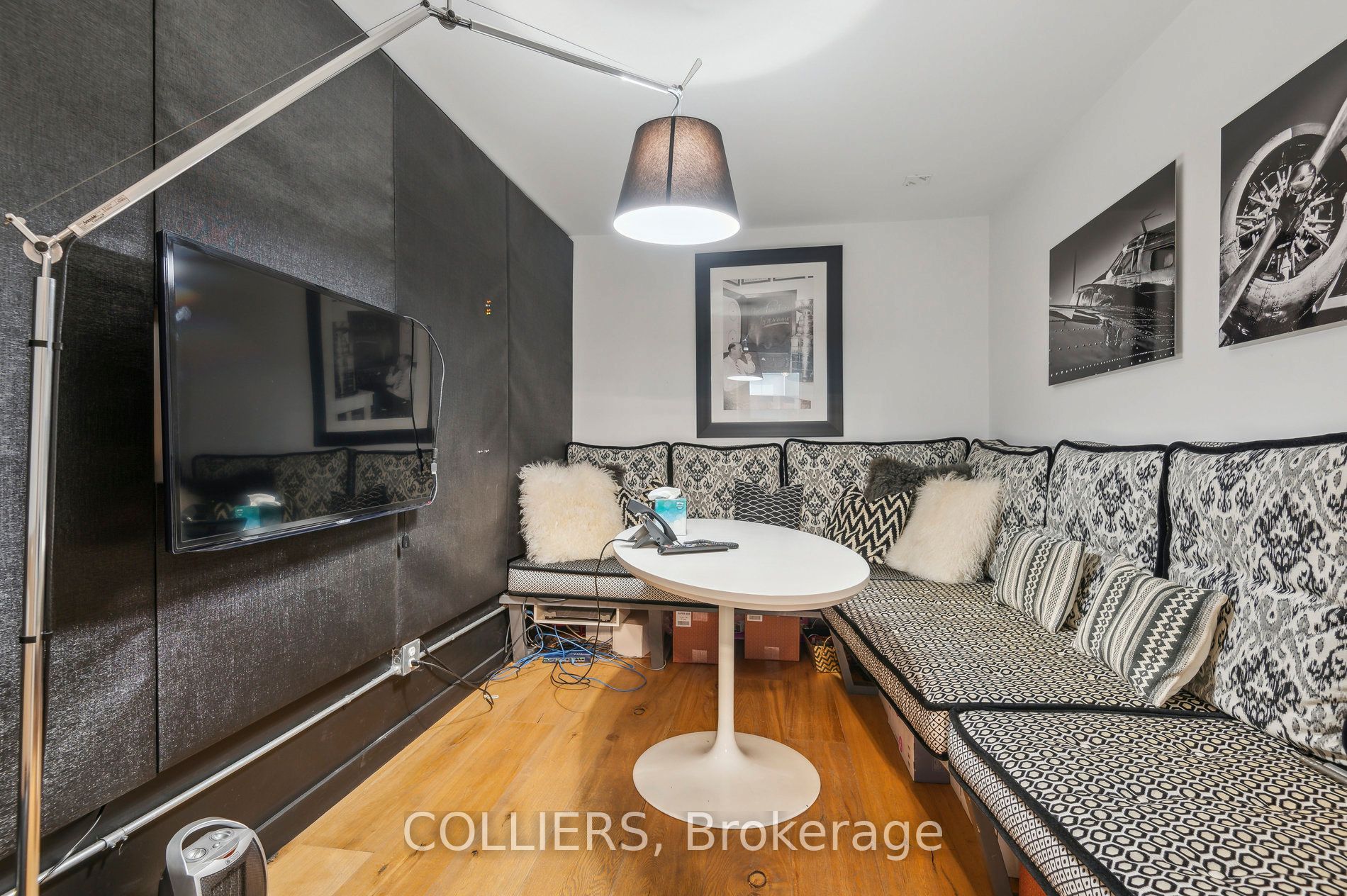 421 Roncesvalles Avenue Property Photo 15
