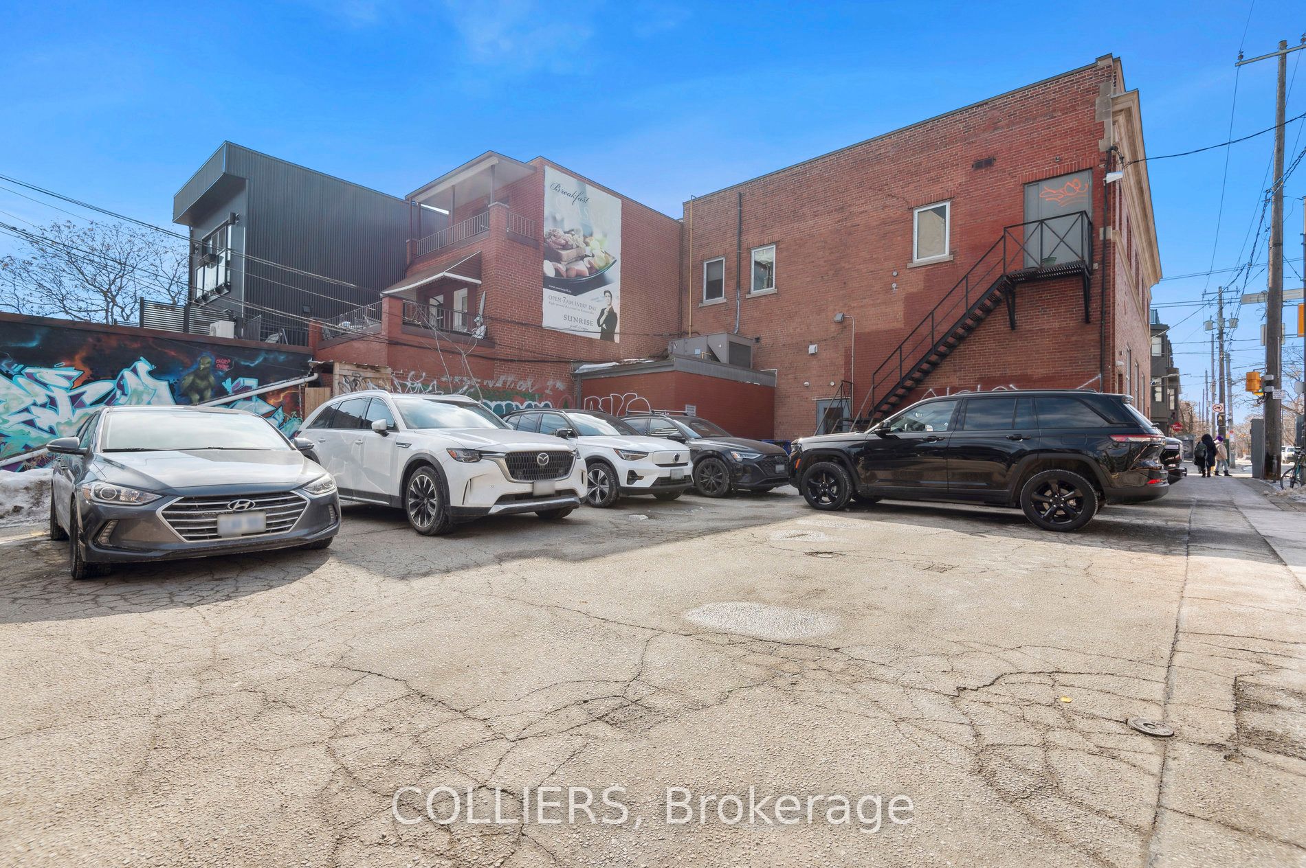 421 Roncesvalles Avenue Property Photo 22