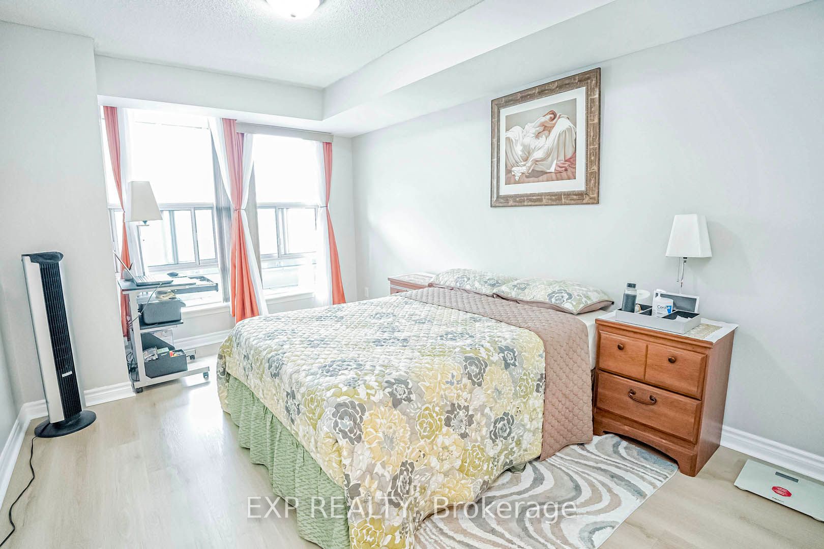 33 Elm Drive W 310 Property Photo 14