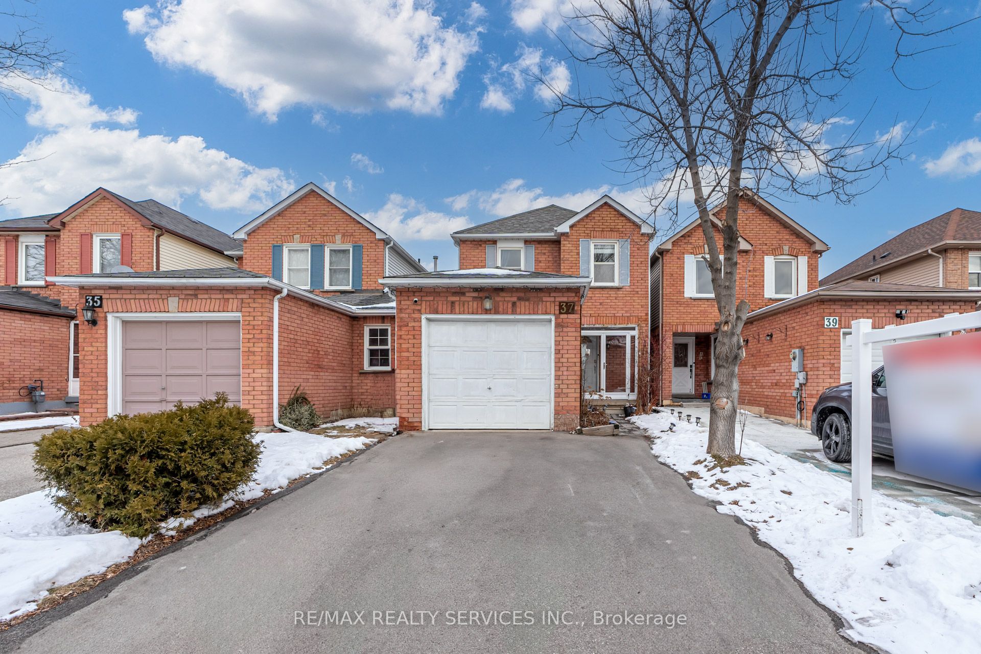37 Solway Avenue Property Photo 1