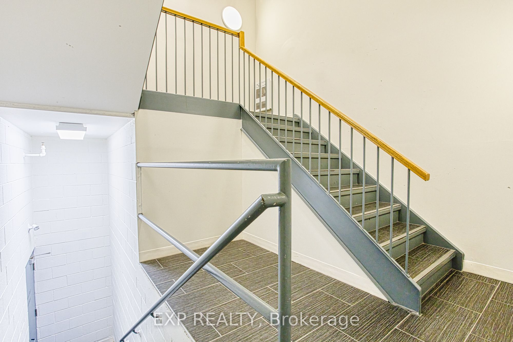 #105 - 980 Fraser Drive Property Photo 41