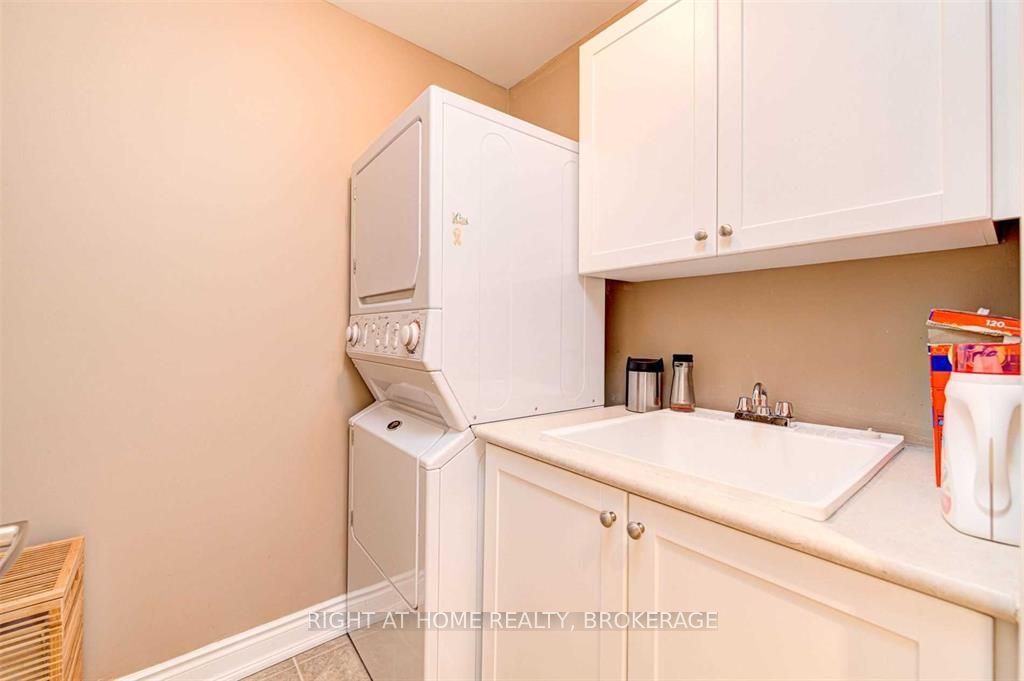 122 Lakeshore Road Property Photo 16