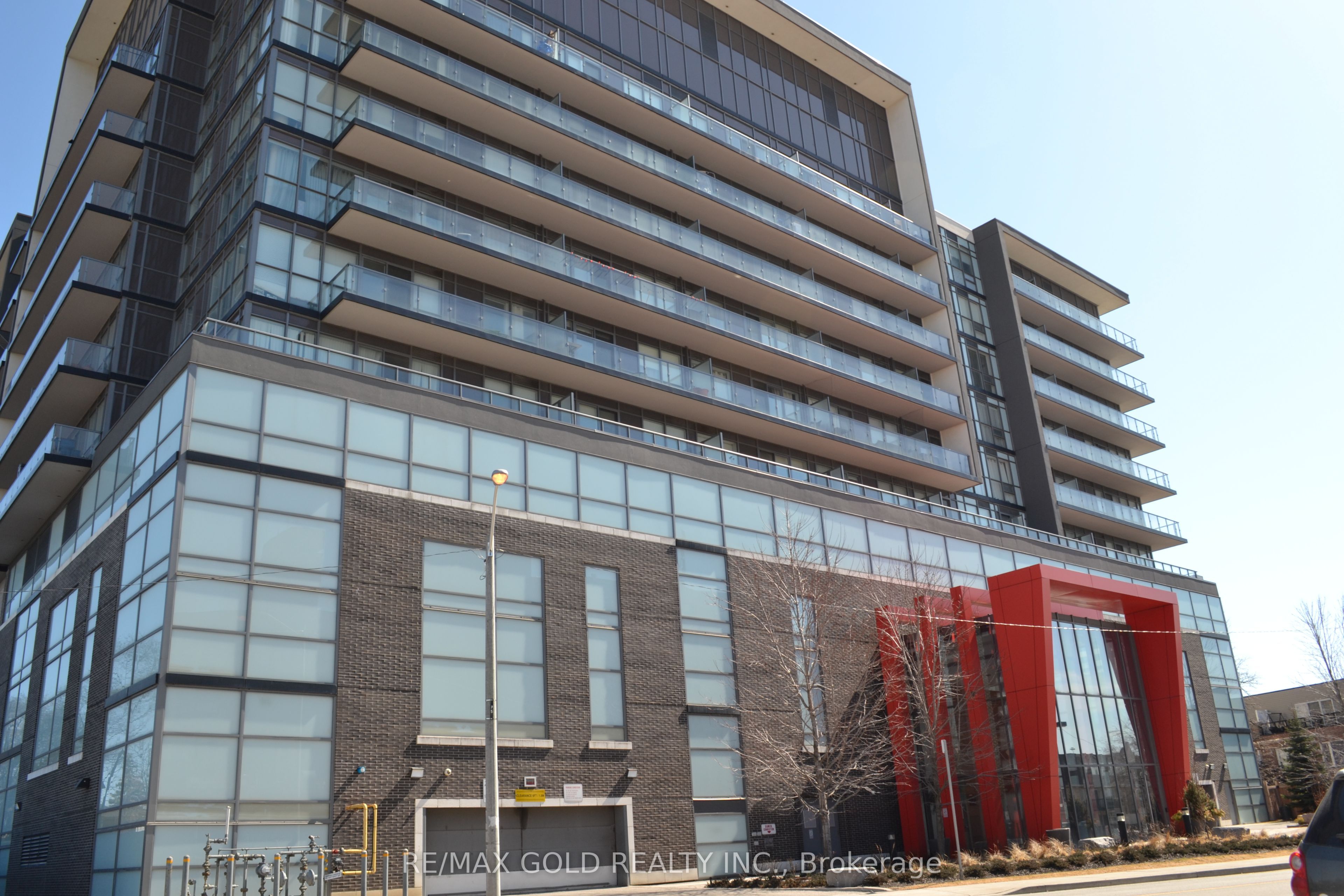 #733 - 15 James Finlay Way Property Photo