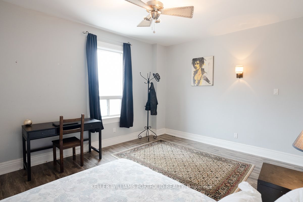 1156 Bloor Street Property Photo 9