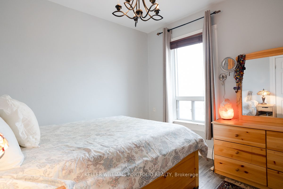 1156 Bloor Street Property Photo 10