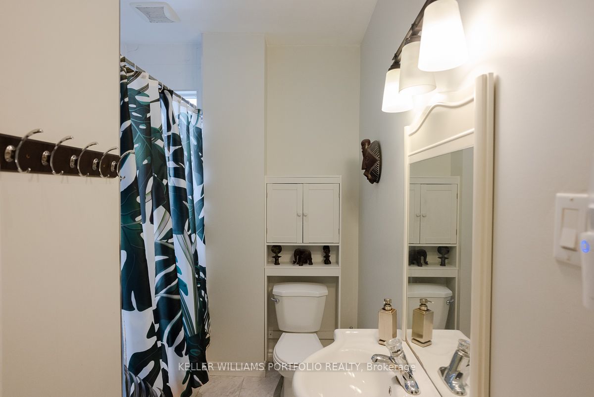 1156 Bloor Street Property Photo 12
