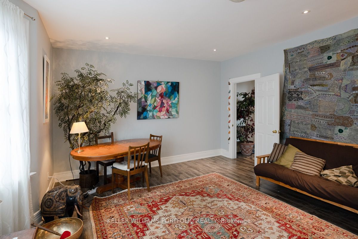 1156 Bloor Street Property Photo 16