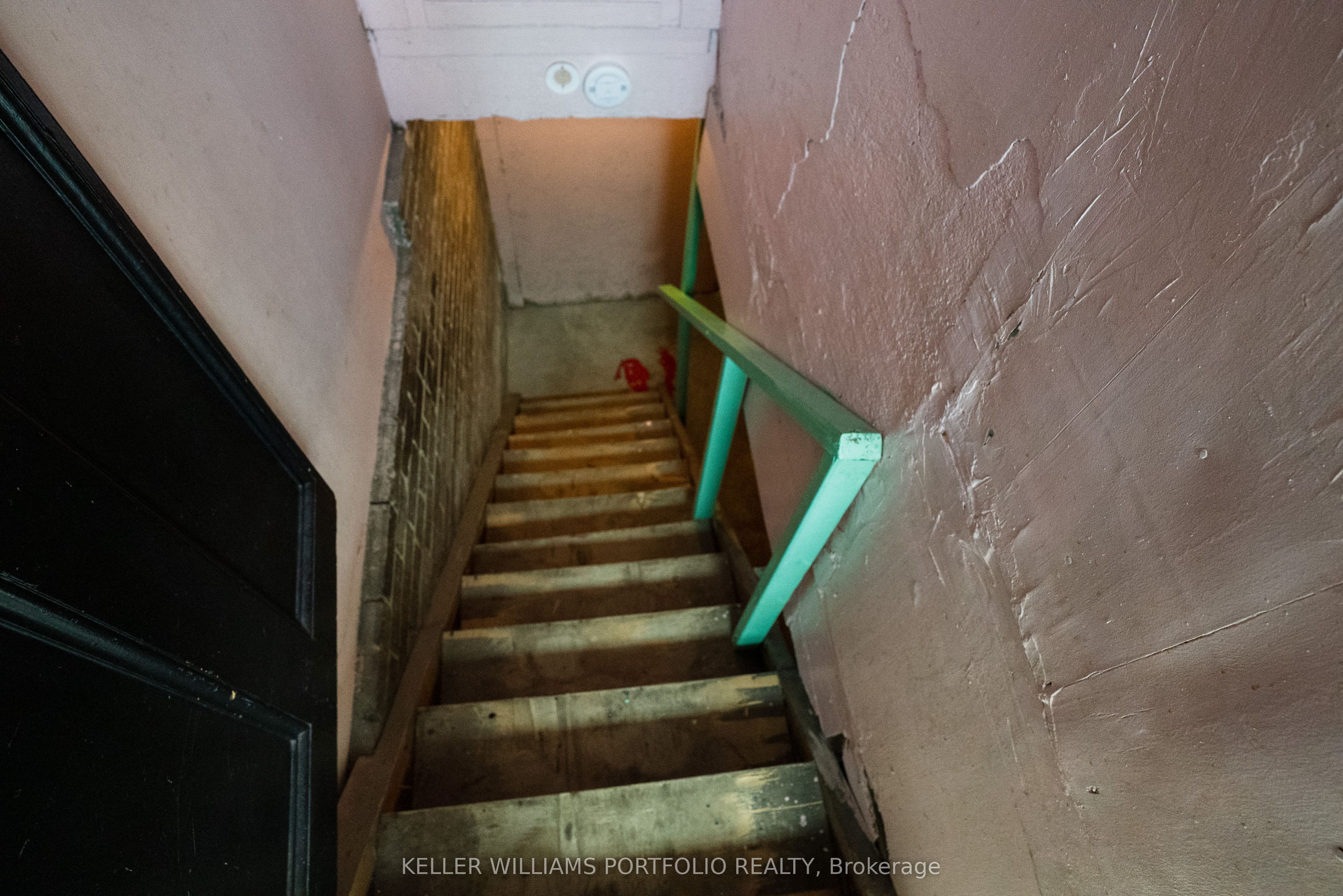 1156 Bloor Street Property Photo 48