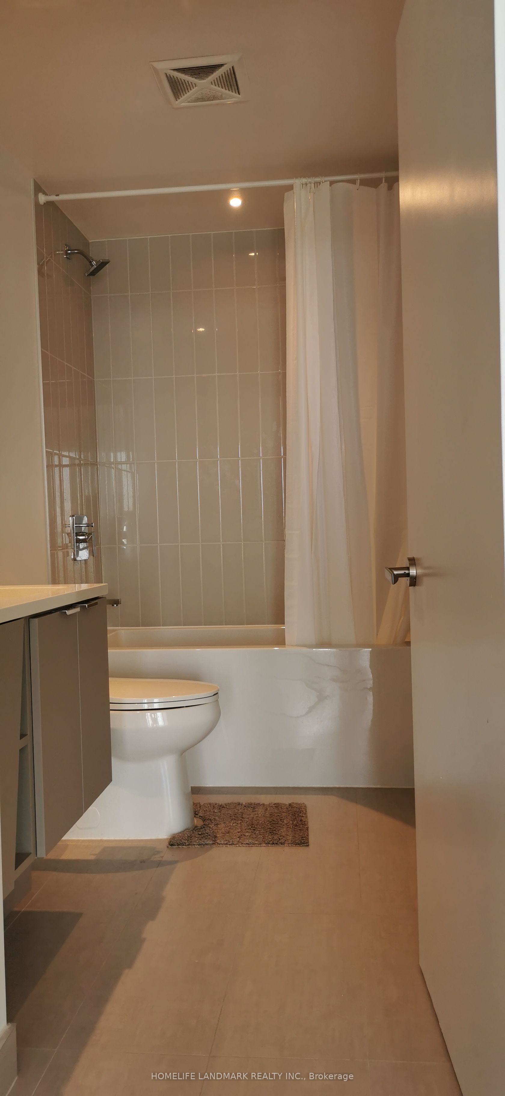 #4807 - 3883 Quartz Road Property Photo 7