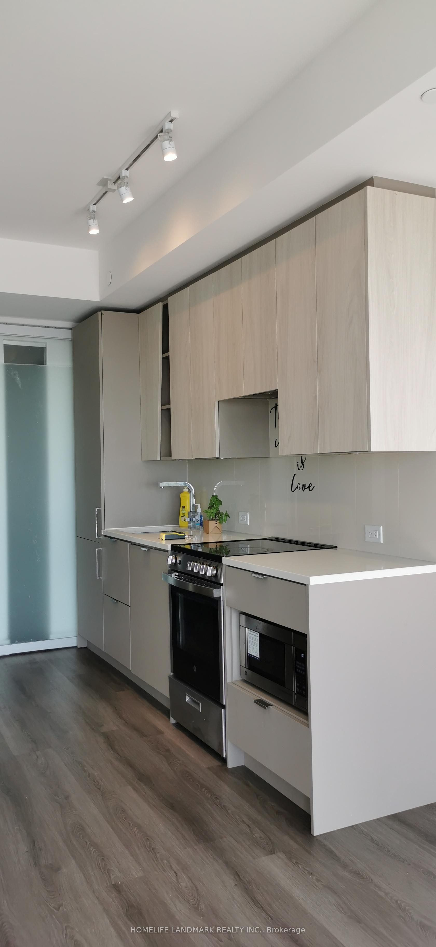 #4807 - 3883 Quartz Road Property Photo 20