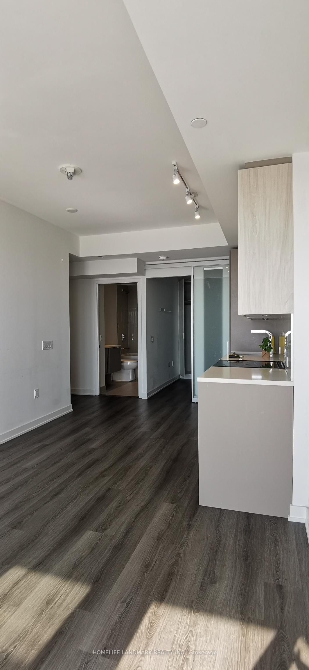 #4807 - 3883 Quartz Road Property Photo 21