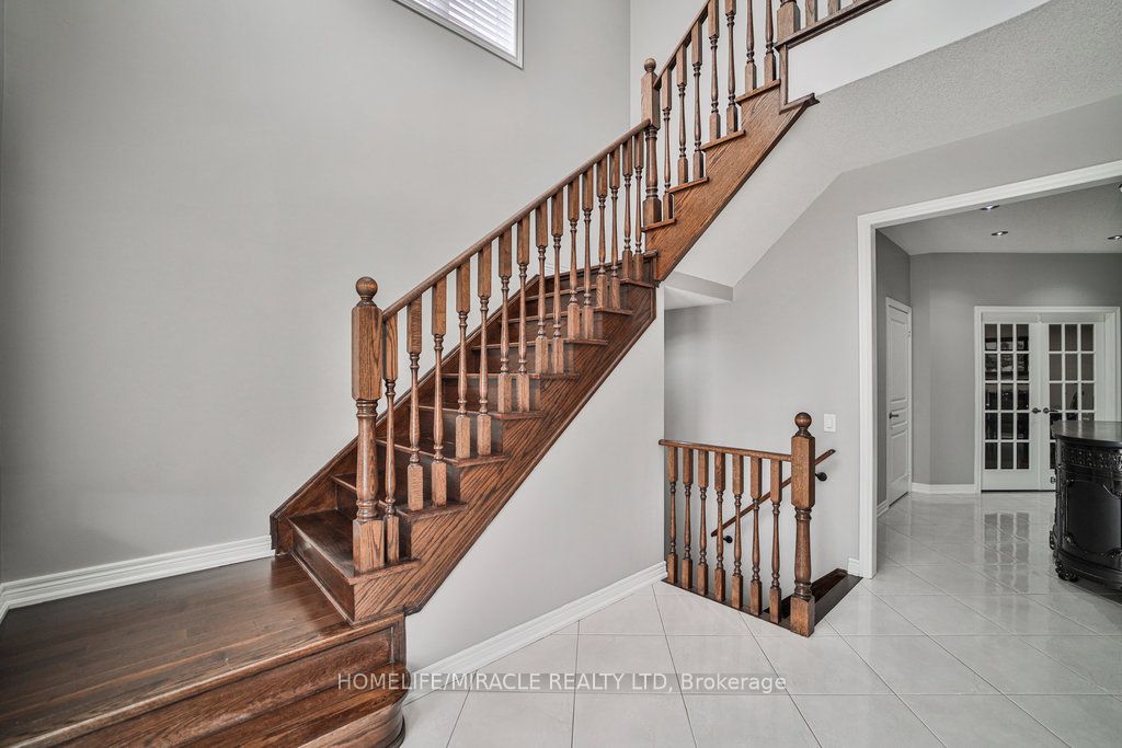 15 Fieldstone Lane Ave Property Photo 12