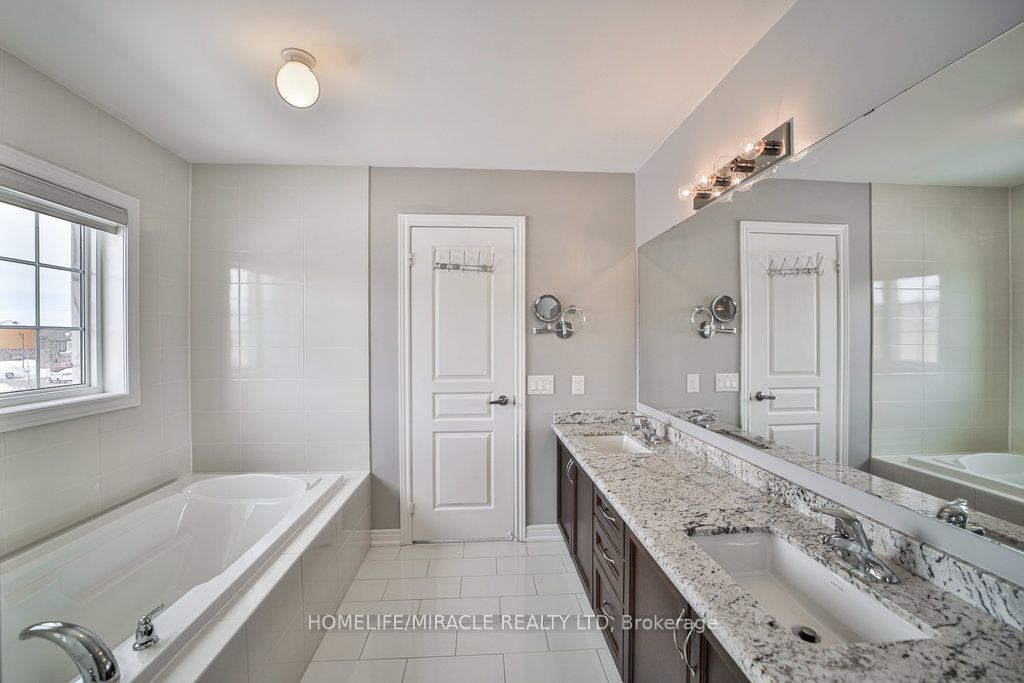 15 Fieldstone Lane Ave Property Photo 16