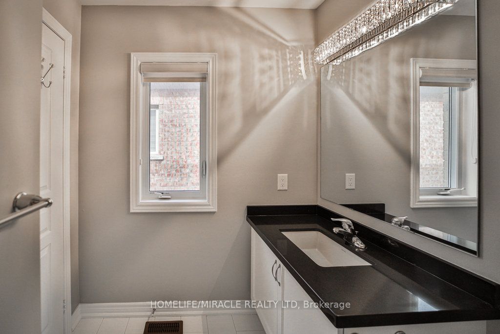 15 Fieldstone Lane Ave Property Photo 23