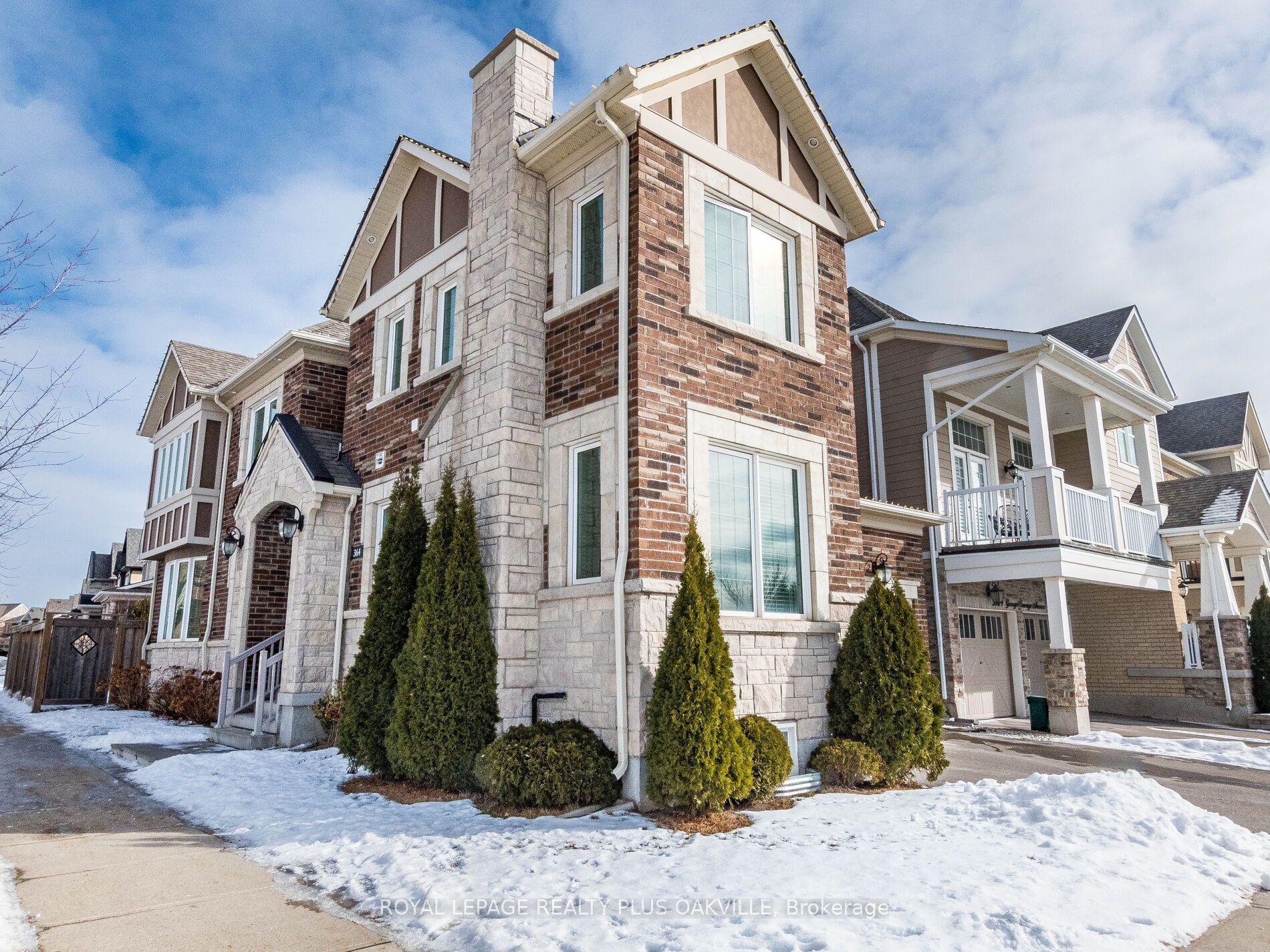 364 Wisteria Way Property Photo