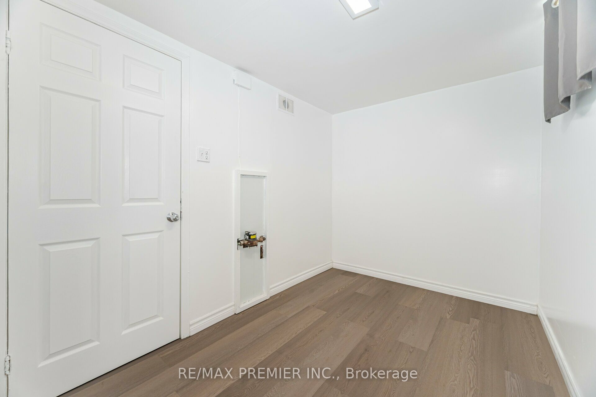 213 Symington Avenue Property Photo 37