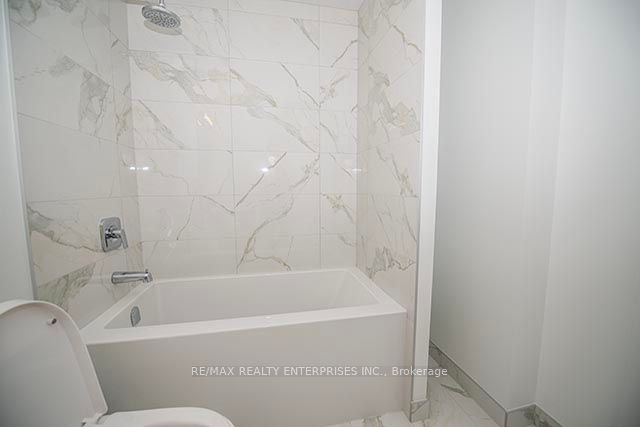 215 Lakeshore Road W 345 Property Photo 21