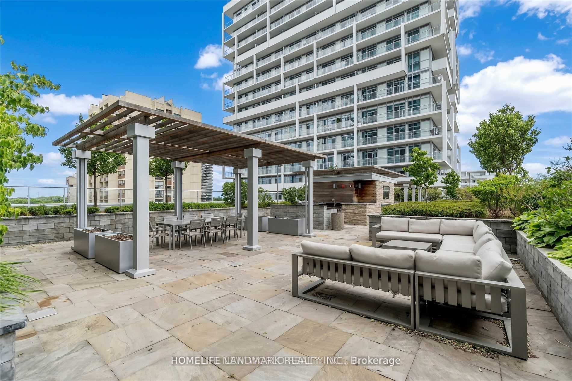 #1408 - 65 Speers Road Property Photo 3