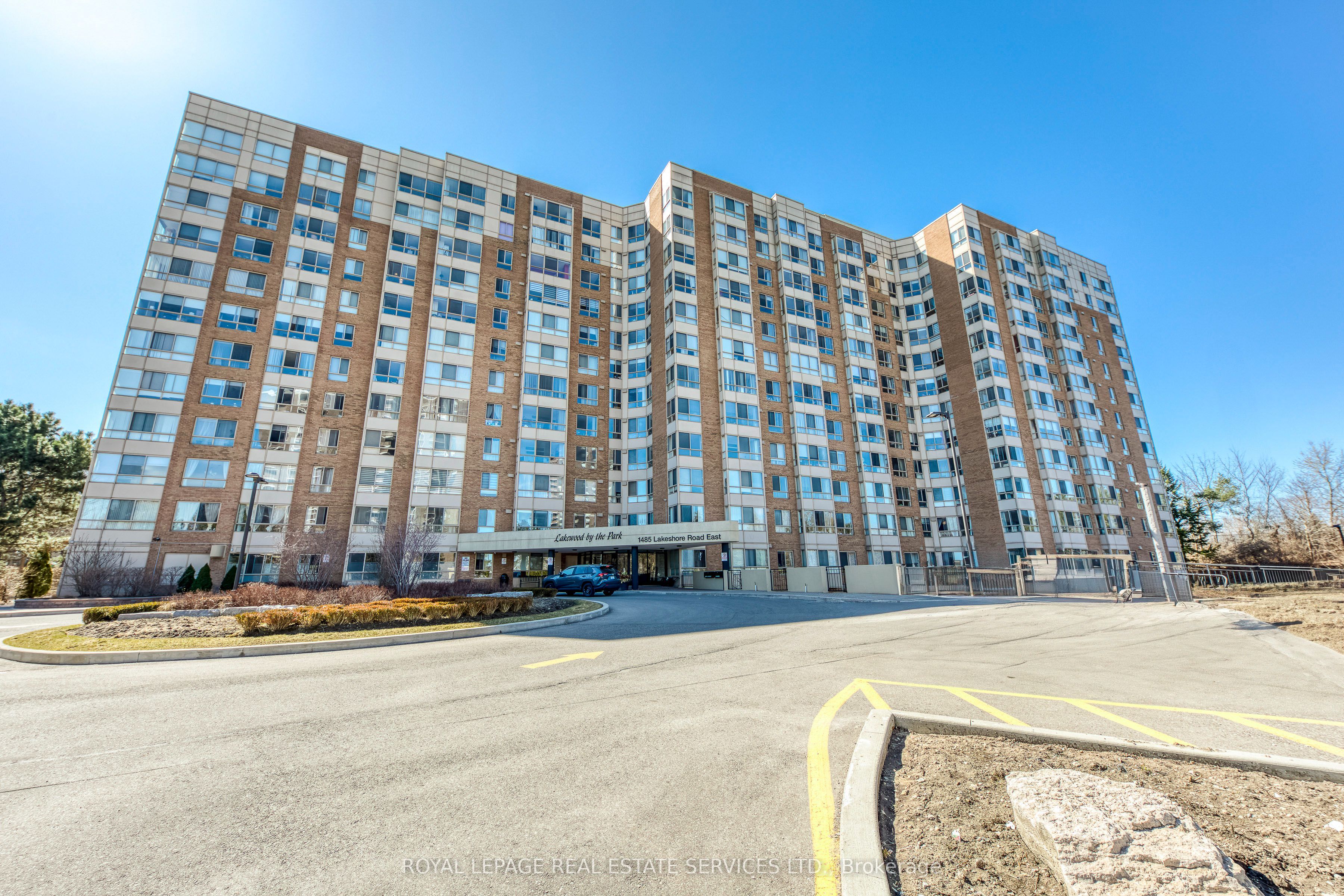 #110 - 1485 Lakeshore Rd Property Photo 1